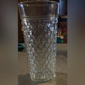 Vintage Dining Diamond cut design tumblers!